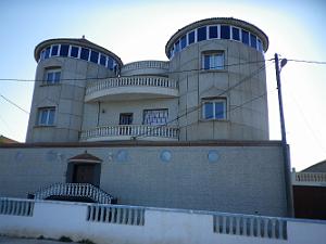 1395 une residence au bord de plage 